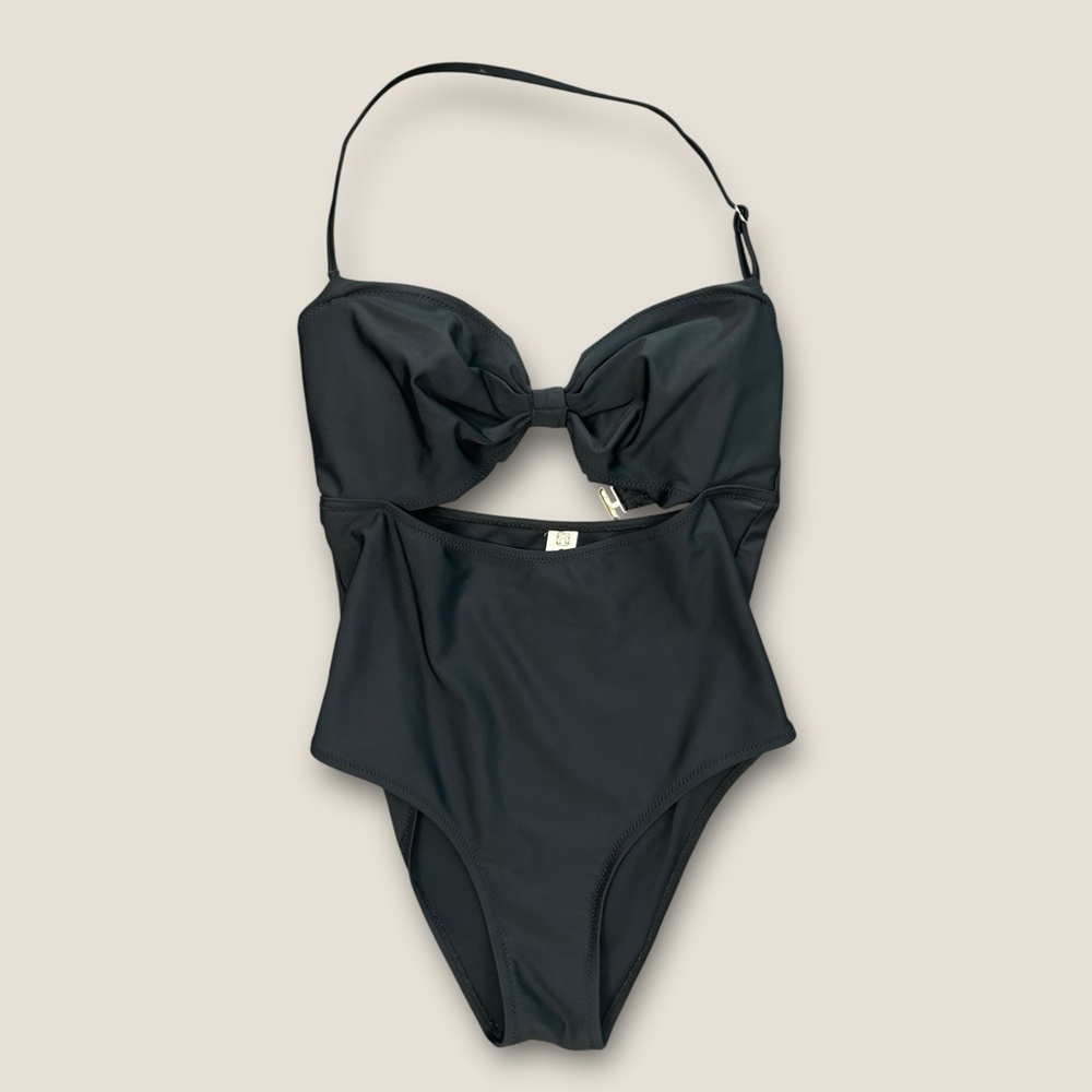 Cupshe Black Cutout One-Piece Swimsuit – Size Medium